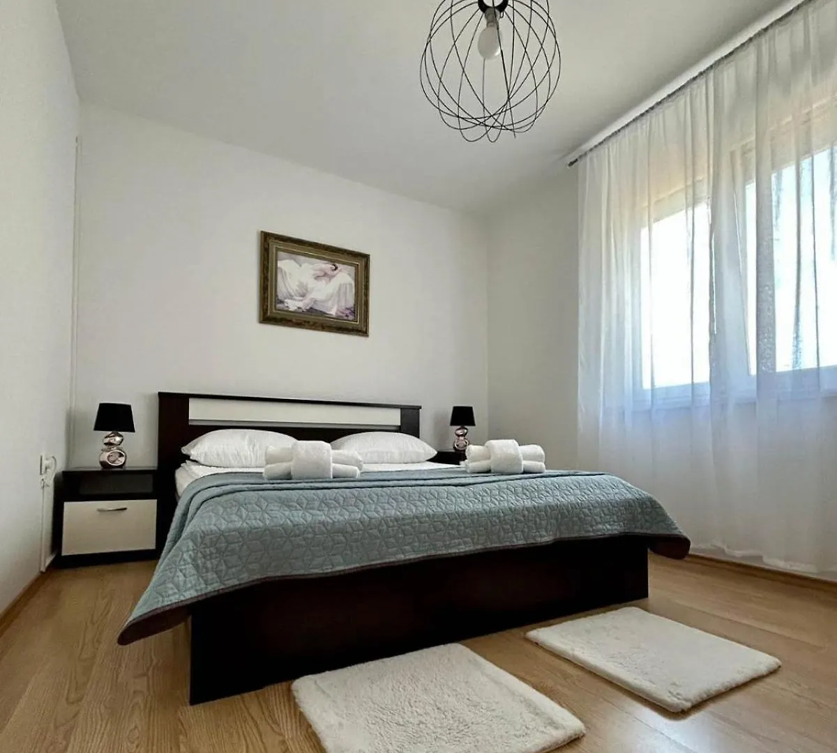 Apartment Galib 2 - Newly Renovated And Top Location Near The Sea And City Center Novigrad